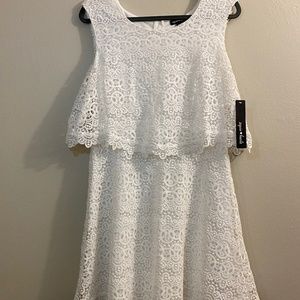 Women’s White Sleeveless Lace Dress Size 13 NEW With Tags